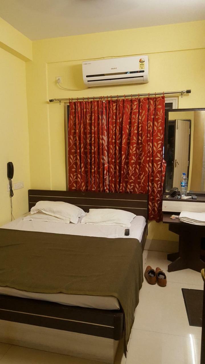 Capital O Kabita Guest House Near Acropolis Mall Calcutta Eksteriør billede