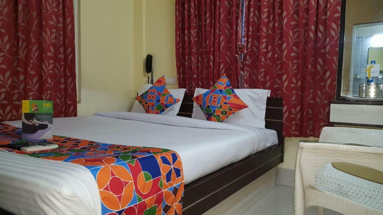Capital O Kabita Guest House Near Acropolis Mall Calcutta Eksteriør billede